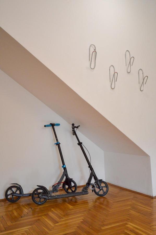Spacious 1-Bedroom Apartment Újvidék Kültér fotó